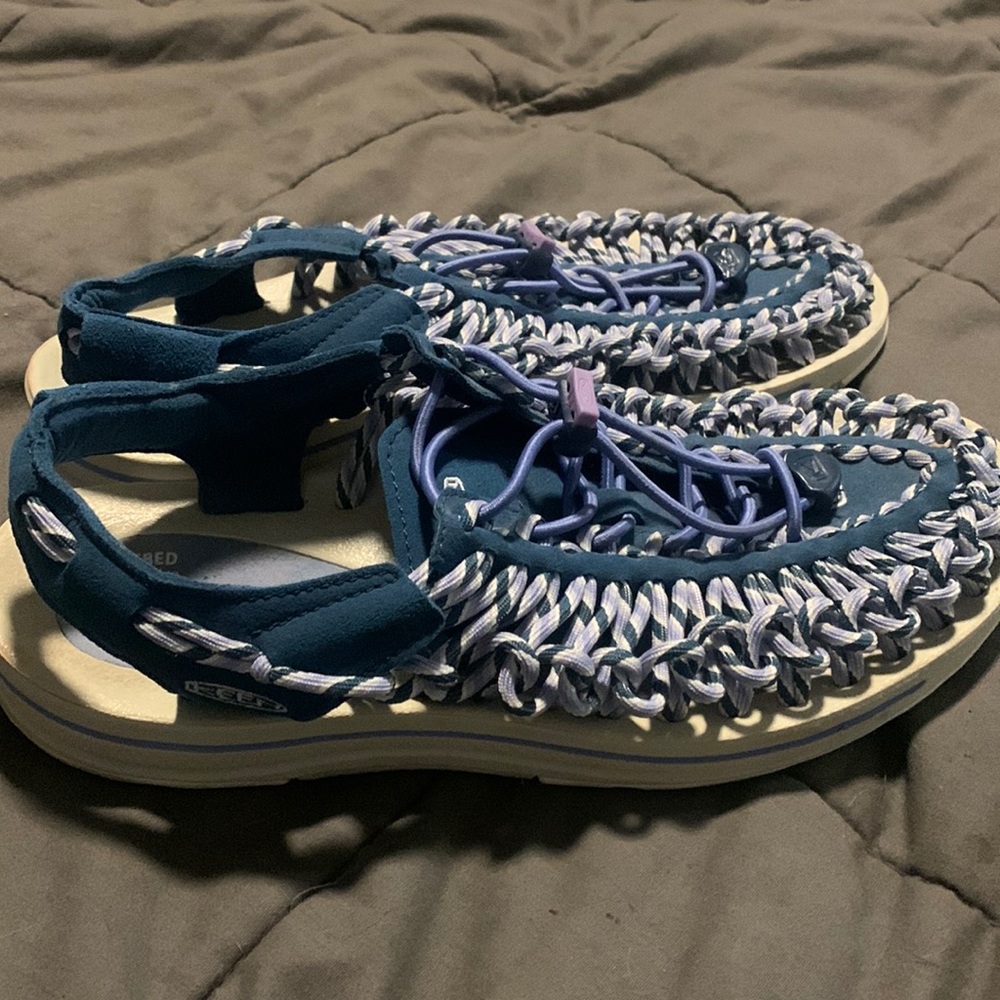 Keen UNEEK Rope Sandals Flex Zone Support Contour Arch Women’s size 8